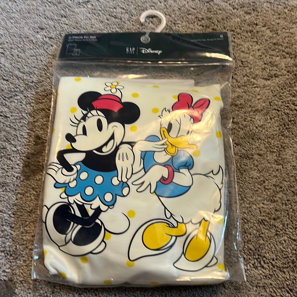 Gap Disney snug for Jammies